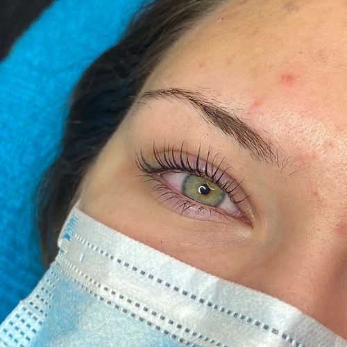 Wimpernlifting Hamburg: Ihre Wimpern in Topform | Hallo-Beauty